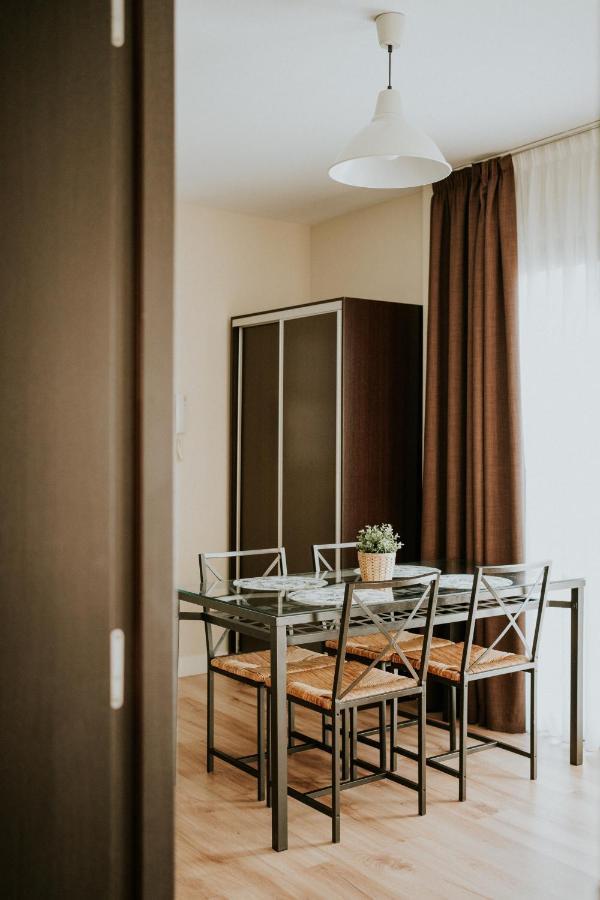 Apartamentos Poniente - Mares Торе дел Мар Екстериор снимка